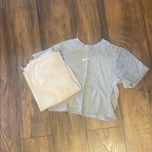 Nike Gray and Cream Cropped Sweatshirt Set